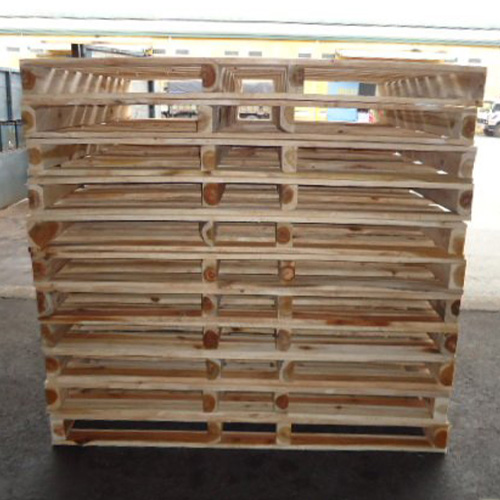 Pallet Gỗ 2 Hướng Nâng